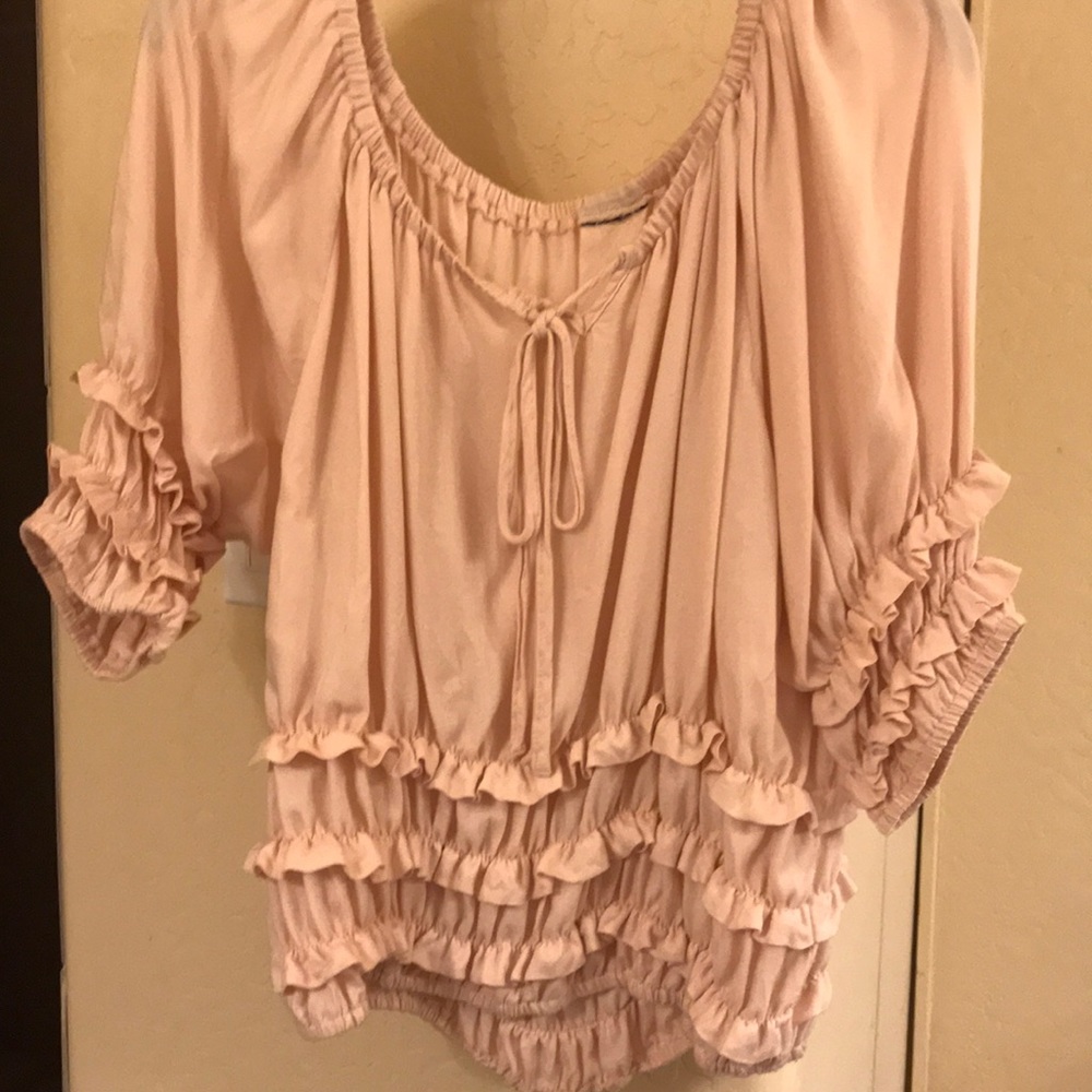 Ruffled blouse - Picture 2 of 2